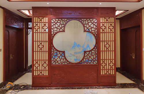 仙游会所室内装修中式仿古实木屏风隔断展示